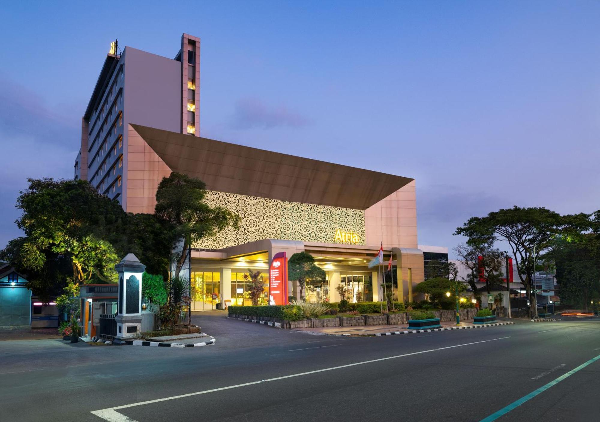 Atria Hotel Magelang Exteriér fotografie