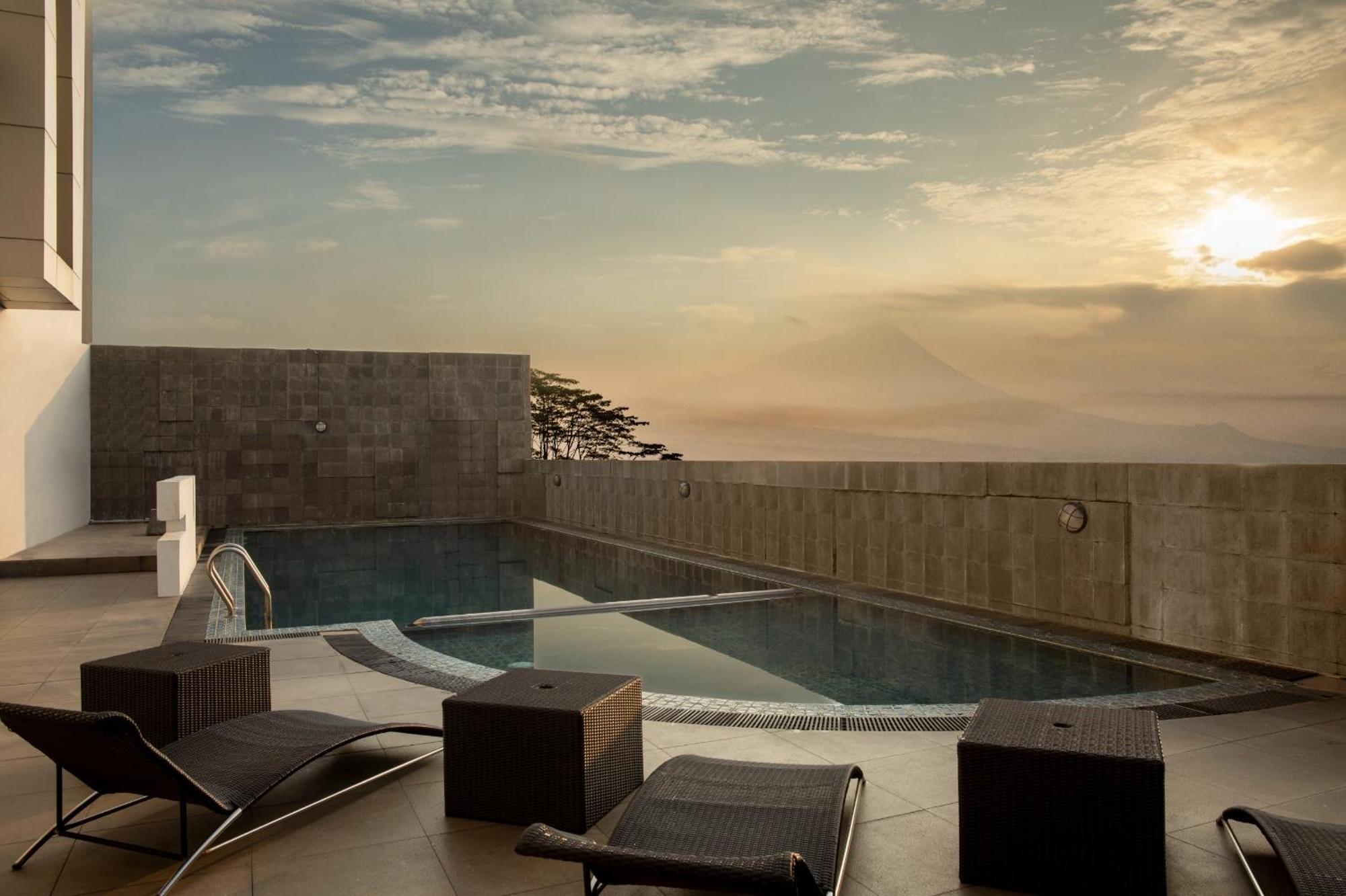 Atria Hotel Magelang Exteriér fotografie