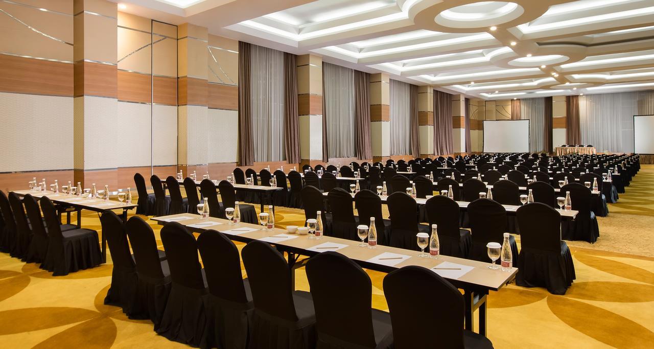 Atria Hotel Magelang Exteriér fotografie